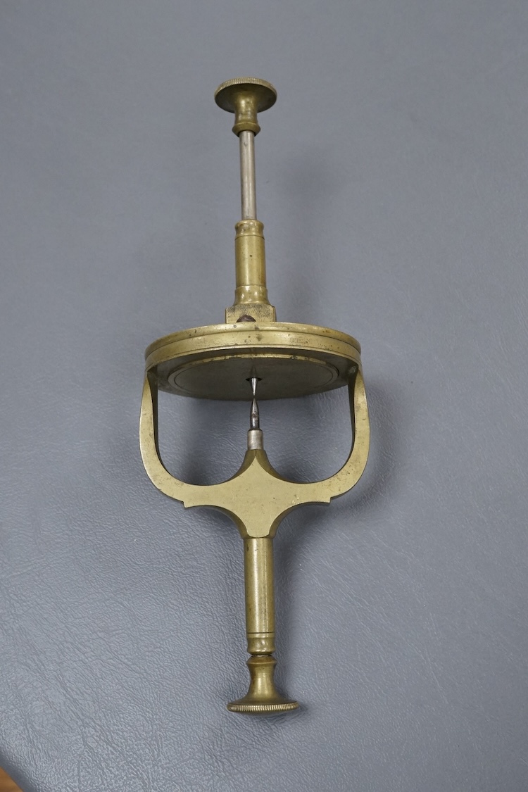 A late 19th/early 20th century brass watchmaker's uprighting tool, 21cm.